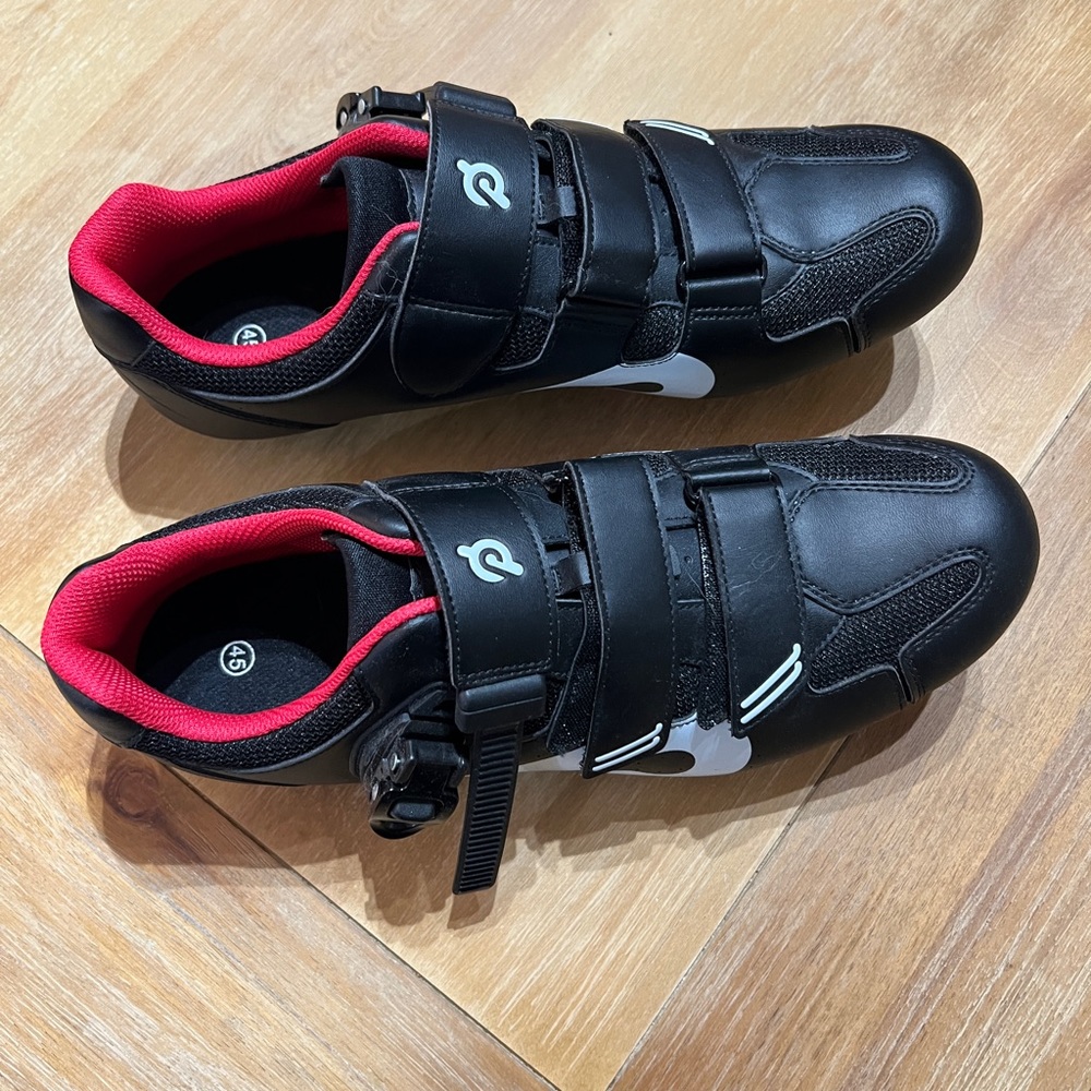 Men’s peloton shoes - Very gently used